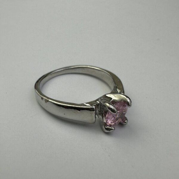 Ring 04 - Image 3