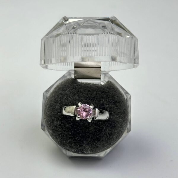 Ring 04 - Image 4