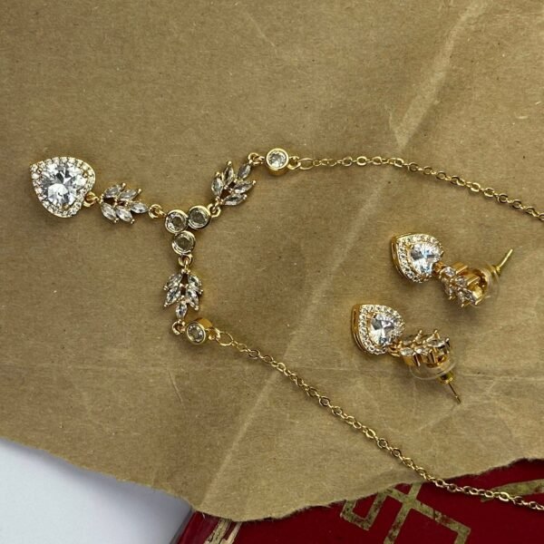 Jewellery Set 02 - Image 6