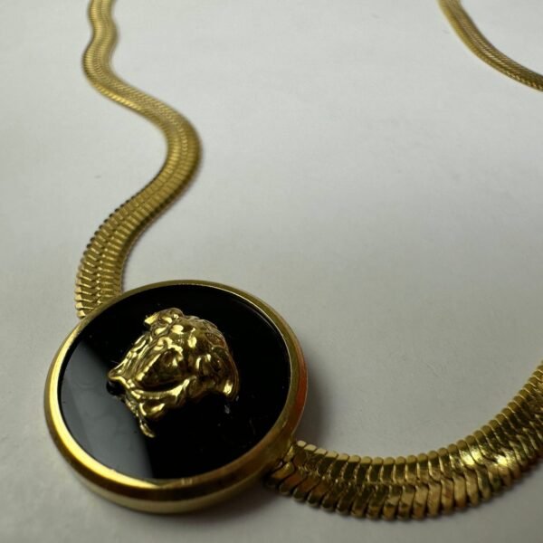 pendant 04
